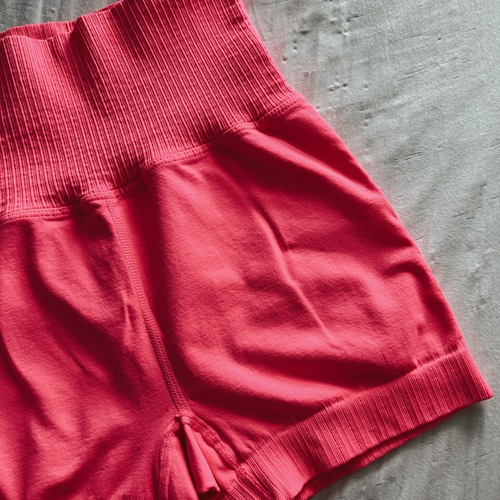 (SOLD ON INSTA) FREE PEOPLE MOVEMENT GOOD KARMA RUNNING SHORTS